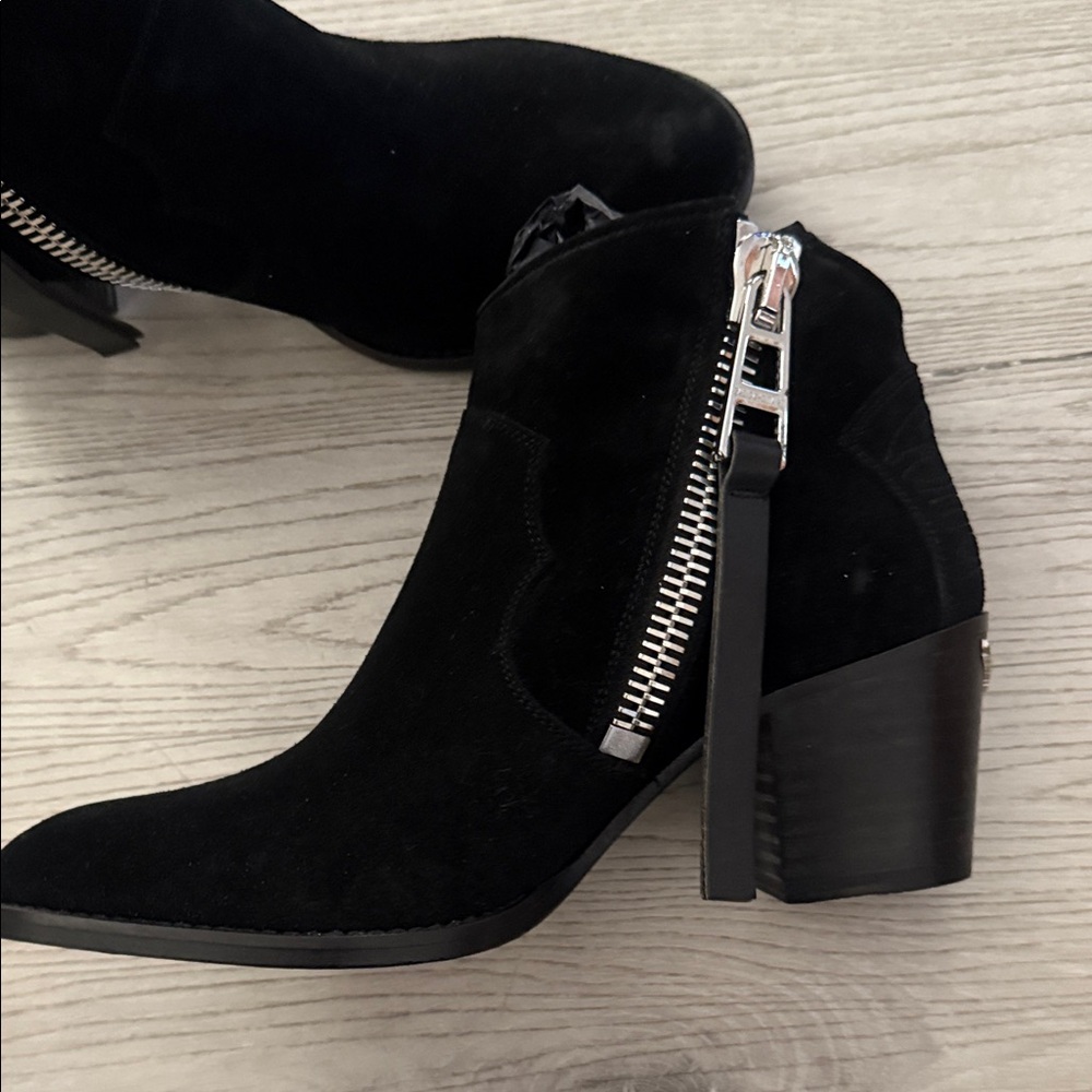 Zadig & Voltaire Black Ankle Boots with Silver Zipper